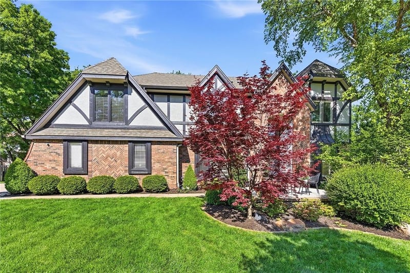 12204 Melrose St, Overland Park, KS 66213