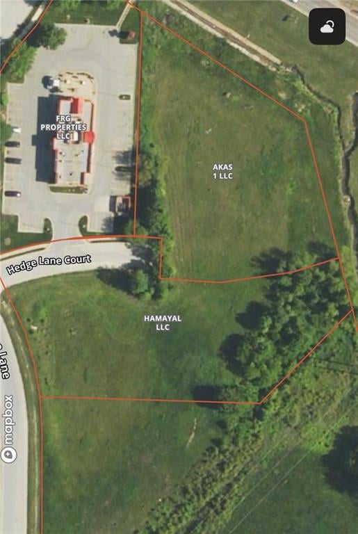 Hedge Ln, Paola, KS 66071