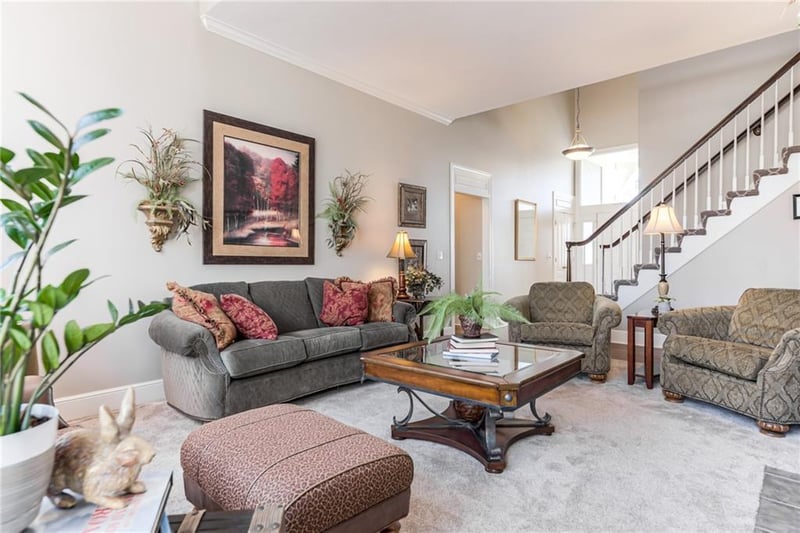 12715 Grant St, Overland Park, KS 66213