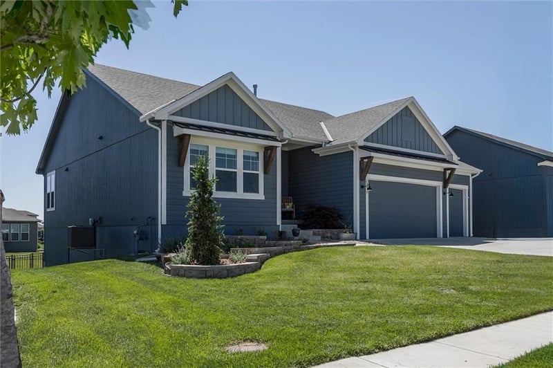 13317 181st Pl, Overland Park, KS 66062