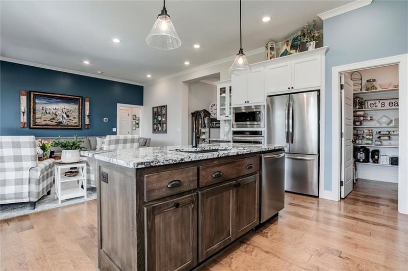 13317 W 181st Pl, Overland Park, KS 66013