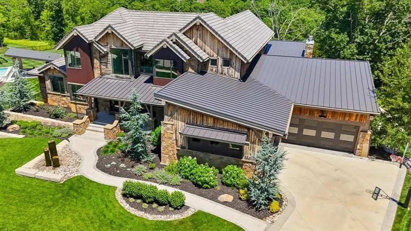 21205 94th Ter, Lenexa, KS 66220