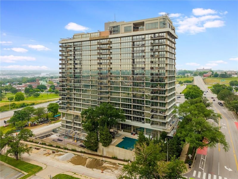 600 Admiral Blvd #1802, Kansas City, MO 64106