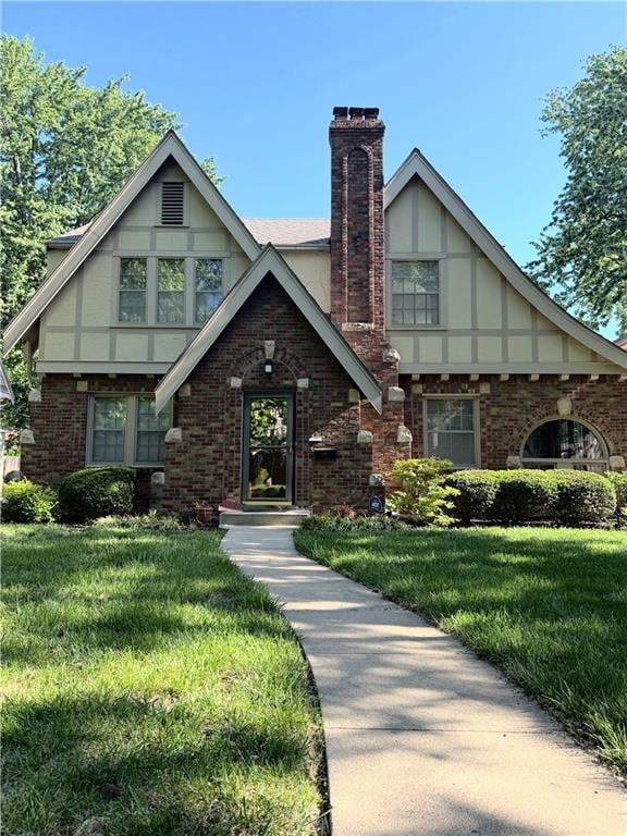 610 73rd Ter, Kansas City, MO 64131