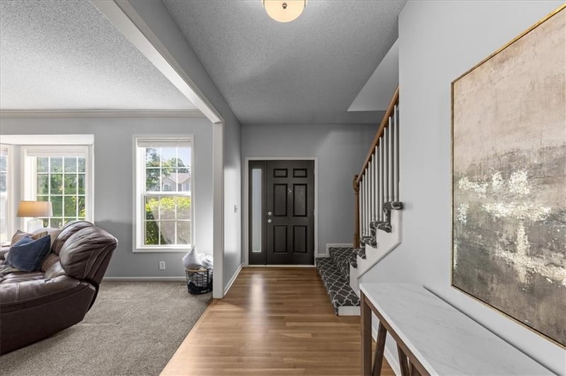 362 Stonecrest Rd, Olathe, KS 66061