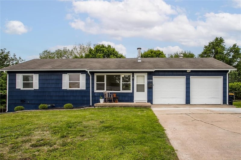 12305 52nd Ter, Kansas City, MO 64133