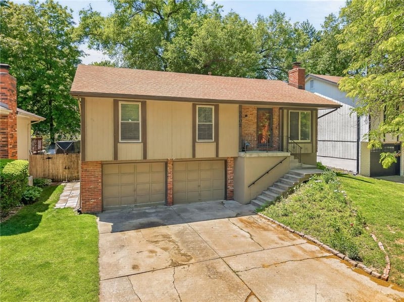 3902 Colorado Ave, Kansas City, MO 64117