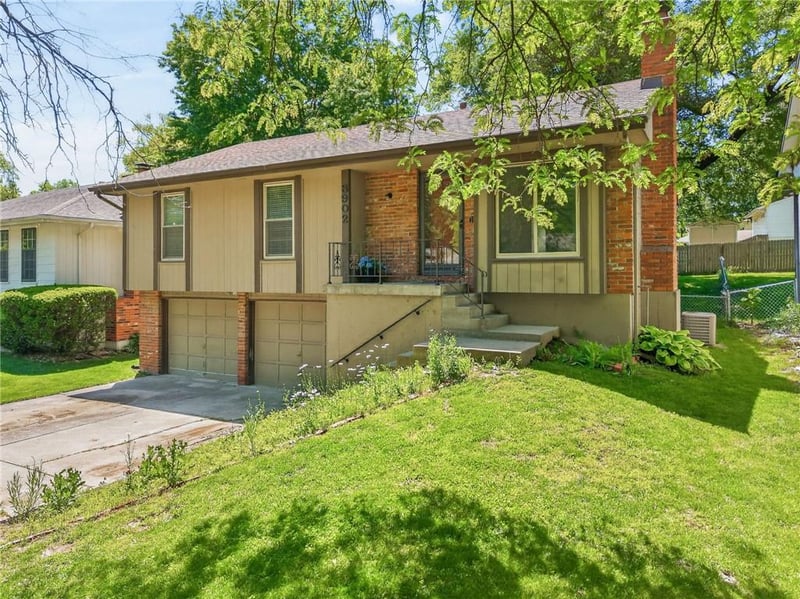 3902 Colorado Ave, Kansas City, MO 64117