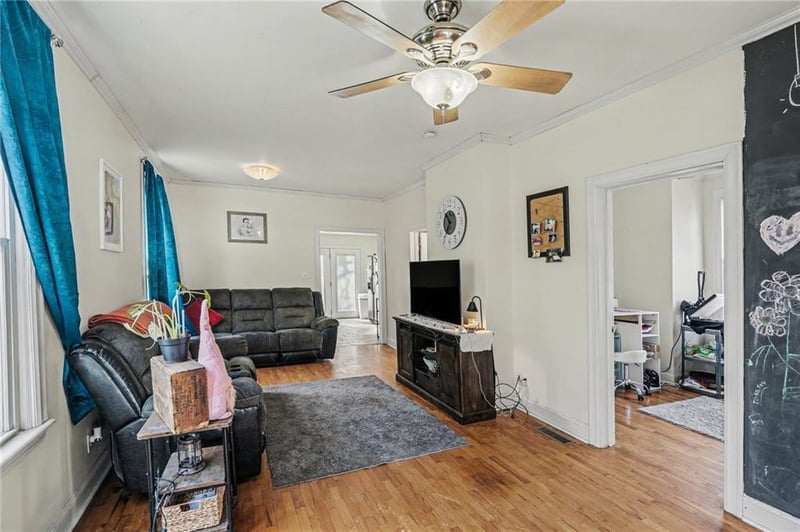 522 Chestnut St, St Joseph, MO 64505
