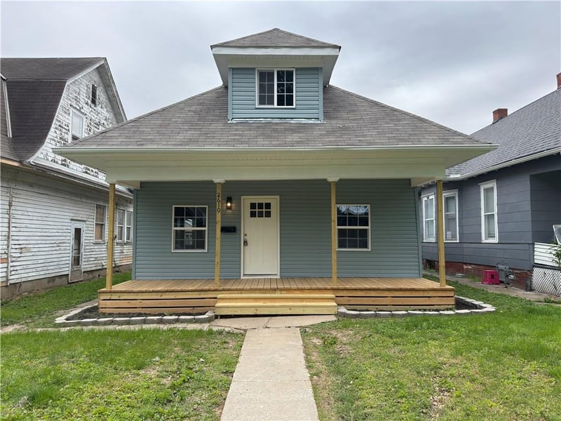 2610 Sacramento St, St Joseph, MO 64507