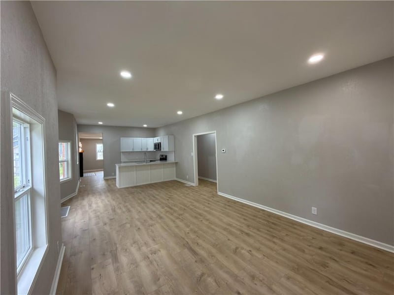 2610 Sacramento St, St Joseph, MO 64507