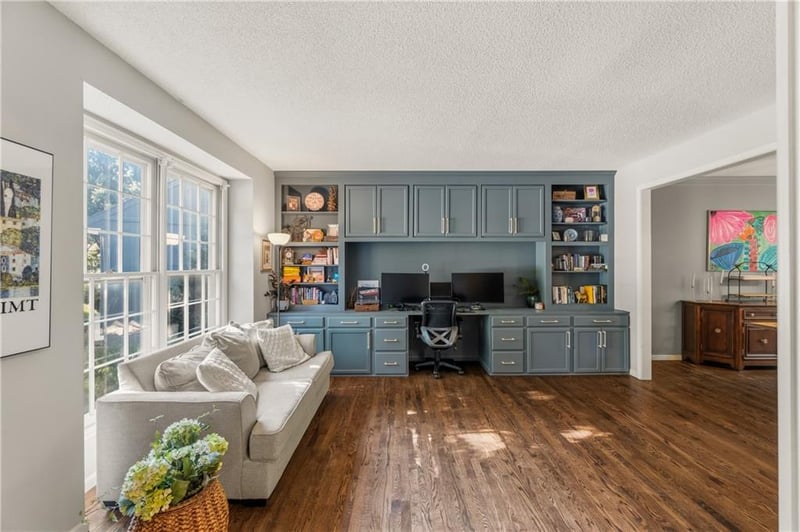 8803 W 132 Ter, Overland Park, KS 66213