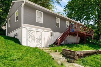 2701 Oakley Ave, Kansas City, MO 64128