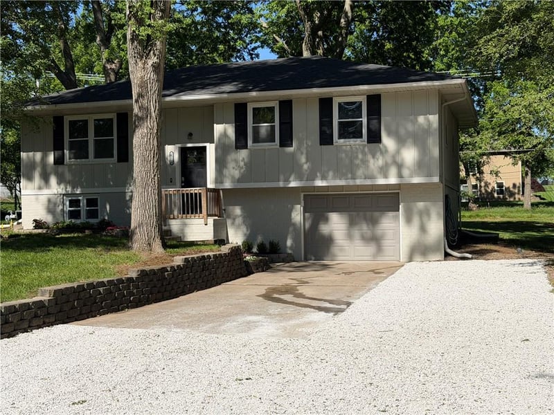 15604 Allen Ave, Belton, MO 64012