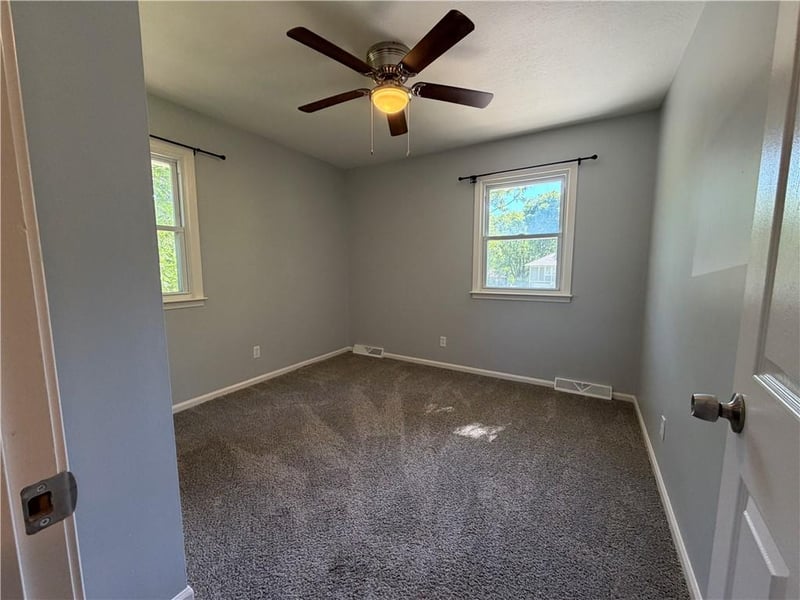 15604 Allen Ave, Belton, MO 64012