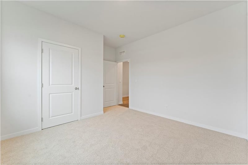 21700 Madison St, Spring Hill, KS 66083