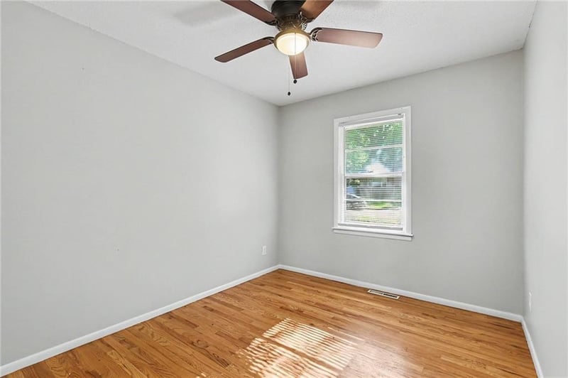 9318 Palmer Ave, Kansas City, MO 64138