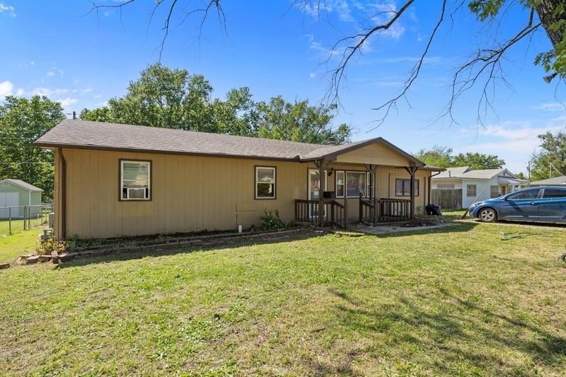 1304 Little St, Fort Scott, KS 66701