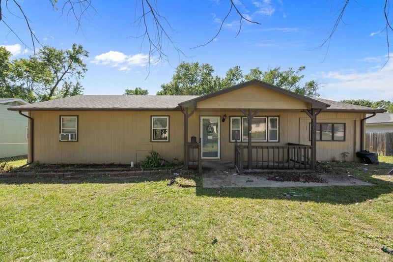 1304 Little St, Fort Scott, KS 66701