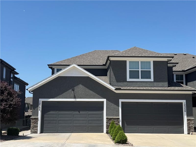 12362 Sagebrush Dr, Olathe, KS 66061
