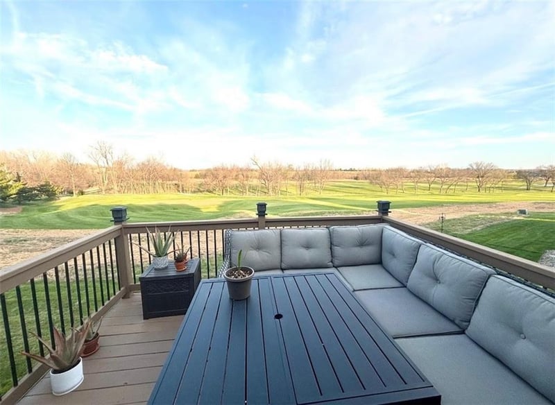 4911 141st Ter, Basehor, KS 66007
