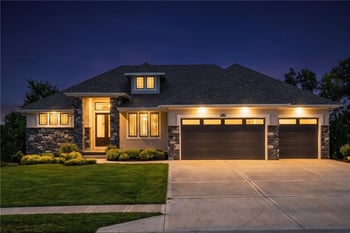 10139 N Kansas Ct, Kansas City, MO 64155
