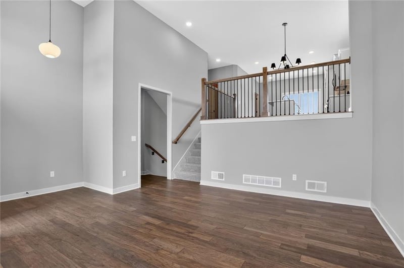 16268 Giorgia St, Parkville, MO 64152