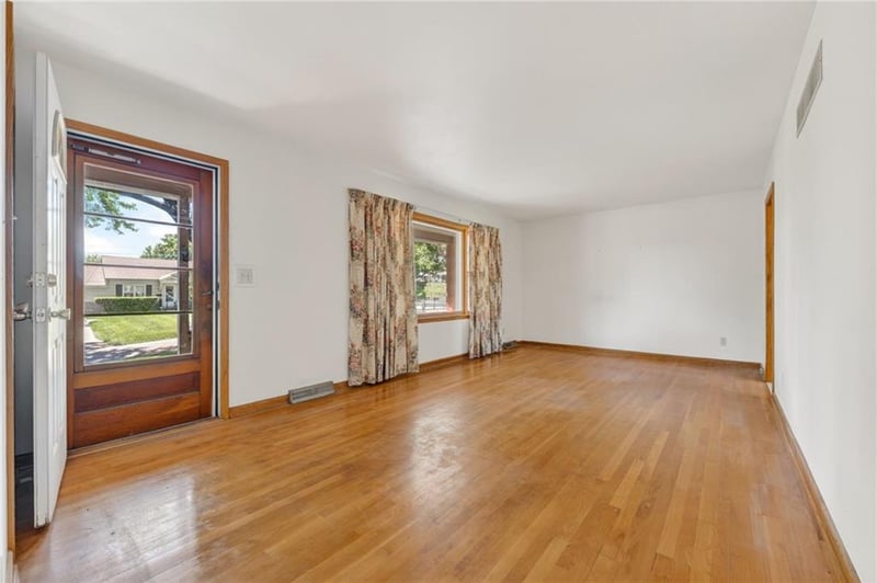 3514 Kimball Ave, Kansas City, KS 66104