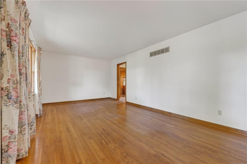 3514 Kimball Ave, Kansas City, KS 66104
