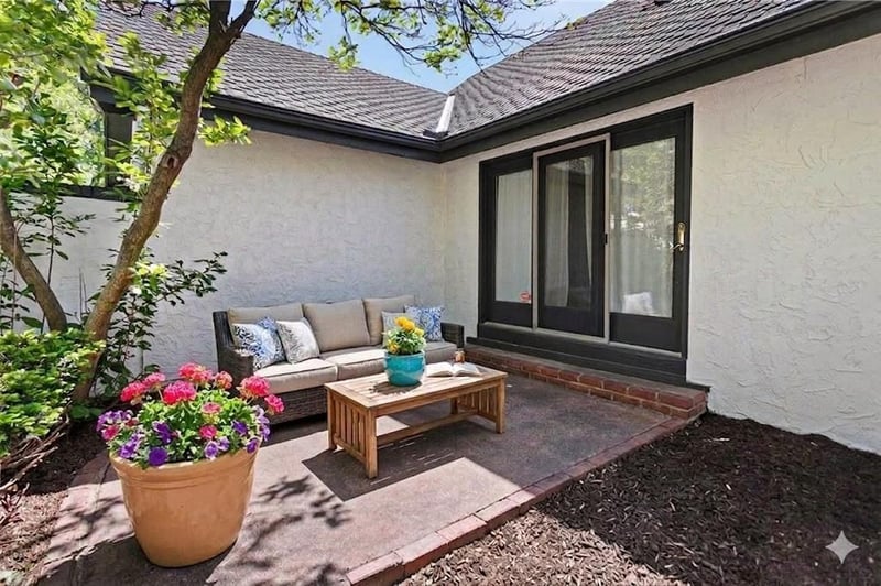 12600 Overbrook Rd, Leawood, KS 66209