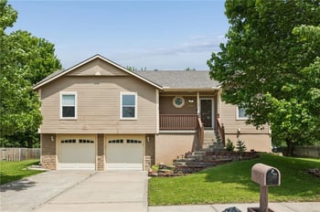 10947 N Wallace Ave, Kansas City, MO 64157