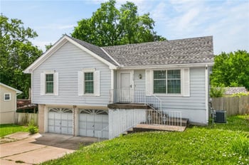 5113 NE 48th St, Kansas City, MO 64119
