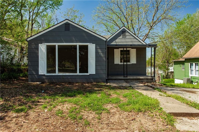536 Evanston Ave, Independence, MO 64053