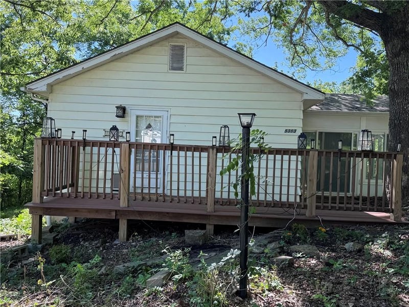 5363 Wagon Trl, Houston Lake, MO 64151