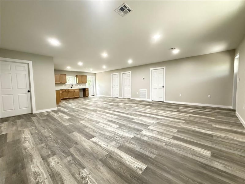 504 Dakota St, Butler, MO 64730