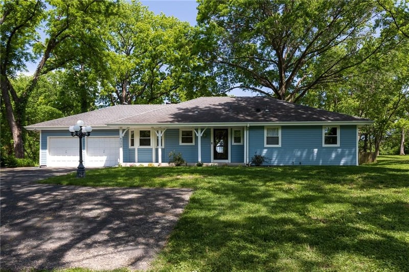 8309 Winchester Ave, Kansas City, MO 64138