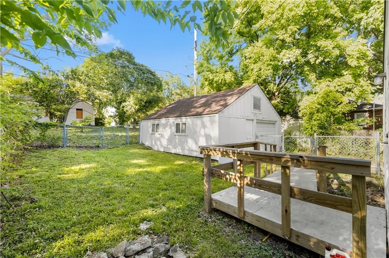 2510 Essex St, Kansas City, KS 66103