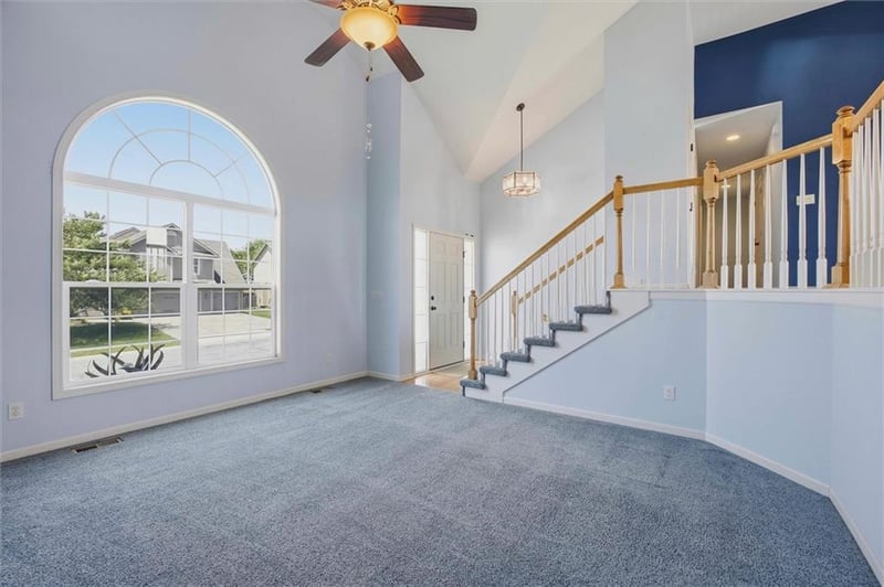 503 River Birch Rd, Raymore, MO 64083