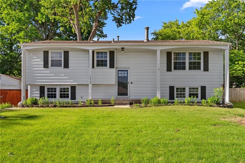 11709 77th Ter, Raytown, MO 64138