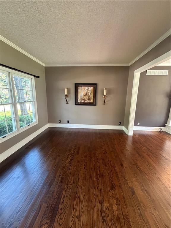 5817 NE Ruby Ct, Lee's Summit, MO 64064