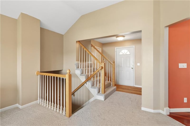 1004 Pumpkin Ridge St, Gardner, KS 66030