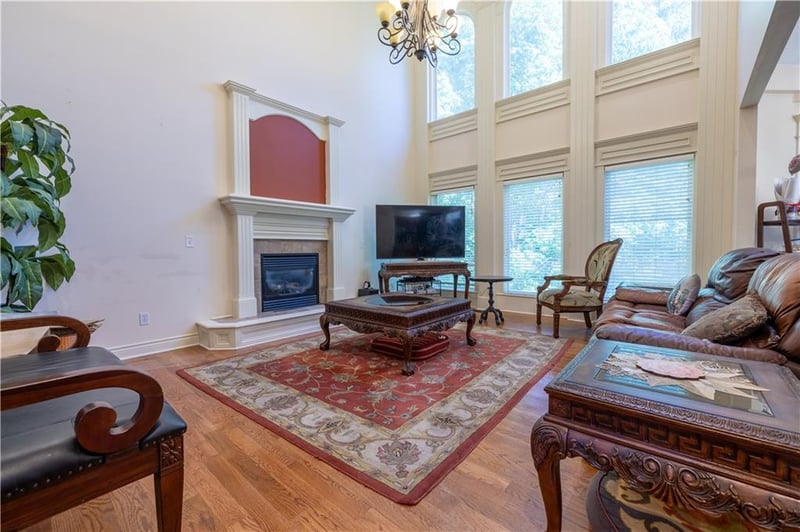 4904 Aegean Ter, St Joseph, MO 64506