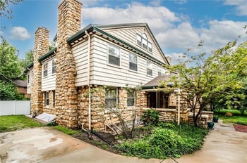 612 Emanuel Cleaver Ii Blvd, Kansas City, MO 64110