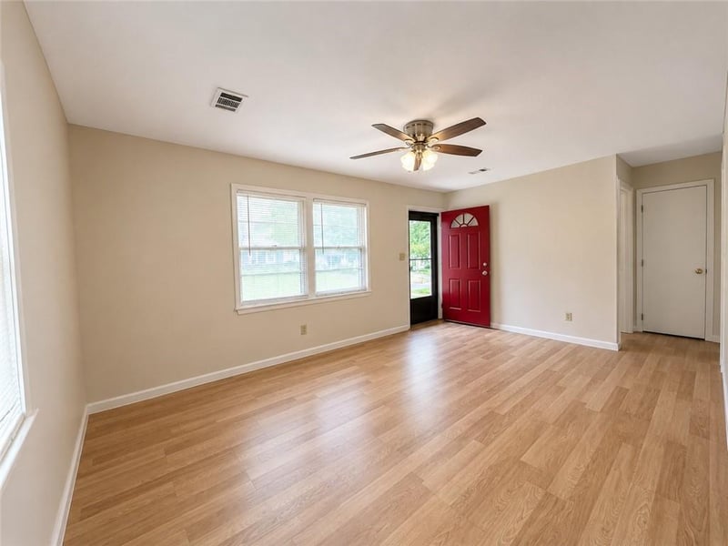 4921 Crest Dr, Kansas City, KS 66106