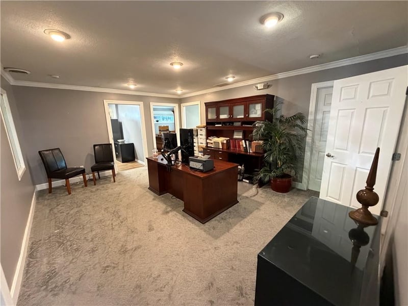 12 B Westwoods Dr, Liberty, MO 64068