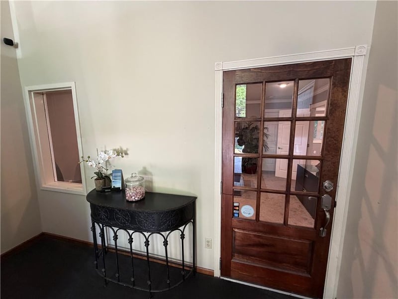 12 B Westwoods Dr, Liberty, MO 64068