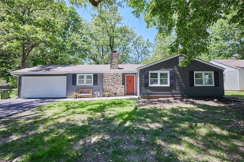 7204 Raytown Rd, Raytown, MO 64133