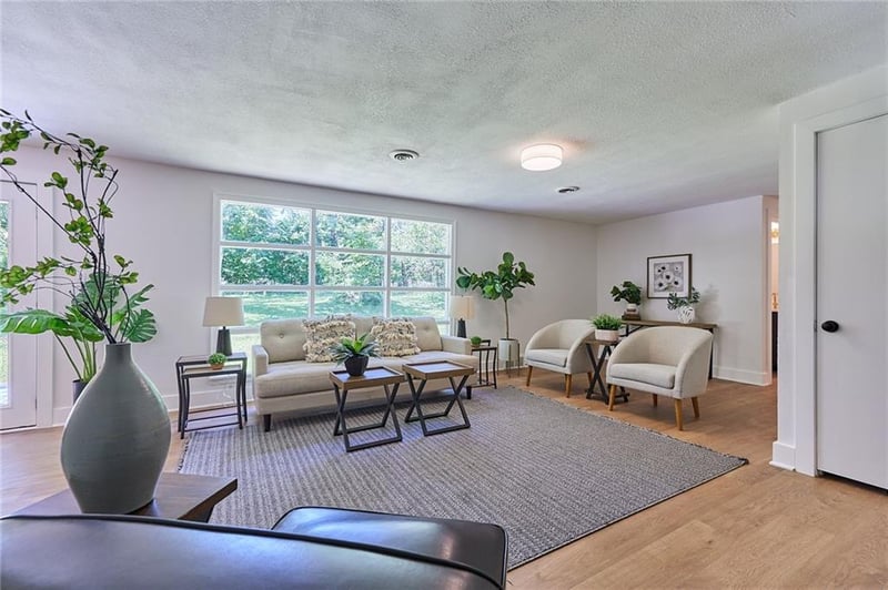 7204 Raytown Rd, Raytown, MO 64133