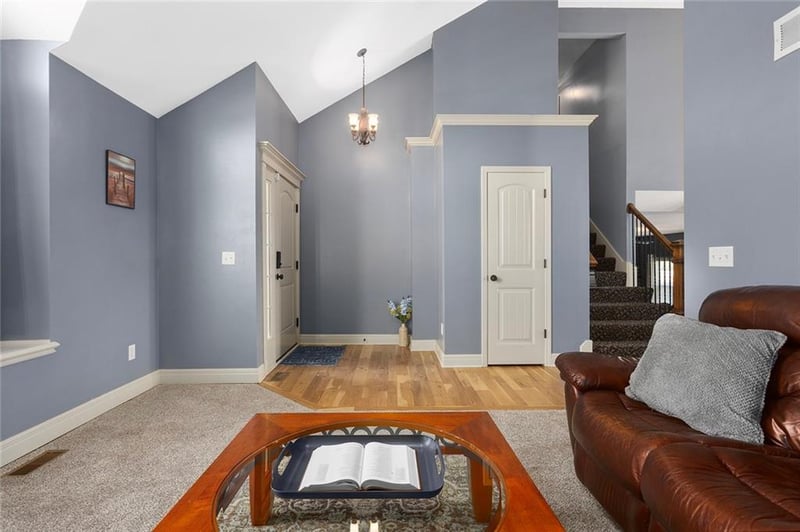 18448 Curry St, Gardner, KS 66030