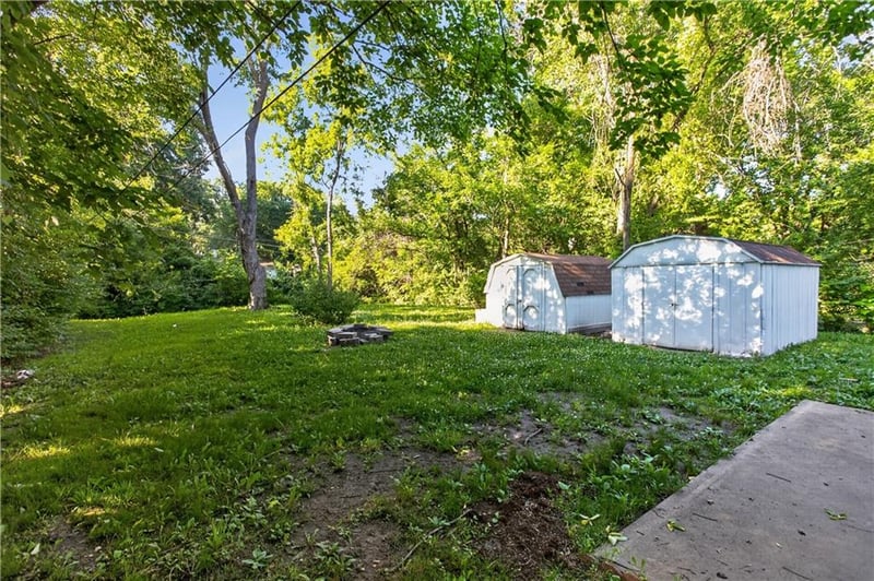 8212 111th Ter, Kansas City, MO 64134